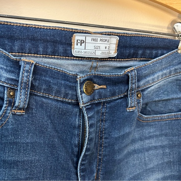 Free People Skinny Frayed Hem Jeans - Picture 8 of 9